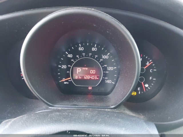 KNDJN2A21F7158235 KIA Soul