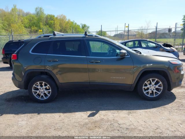 1C4PJMCB0GW123790 Jeep Cherokee Latitude
