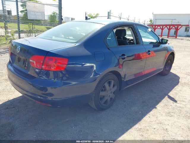 3VWD17AJ6EM306717 Volkswagen Jetta 1.8t Se