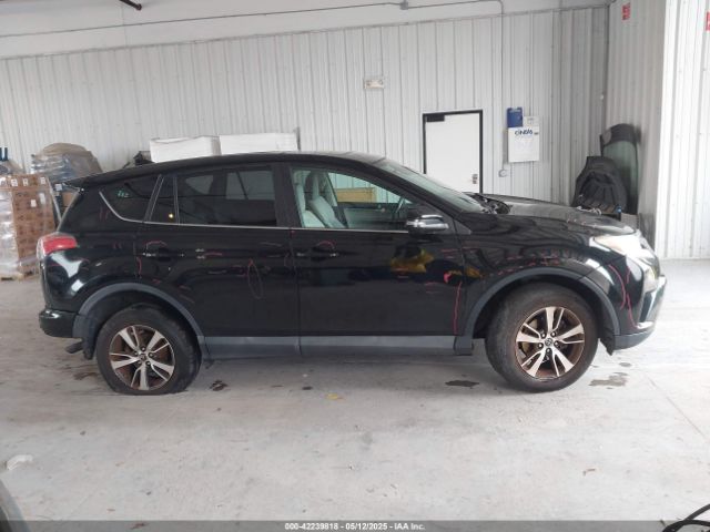 2T3WFREV7JW423060 Toyota Rav4 Xle