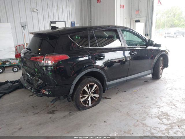 2T3WFREV7JW423060 Toyota Rav4 Xle