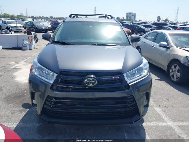 5TDKZRFHXKS569440 Toyota Highlander Se