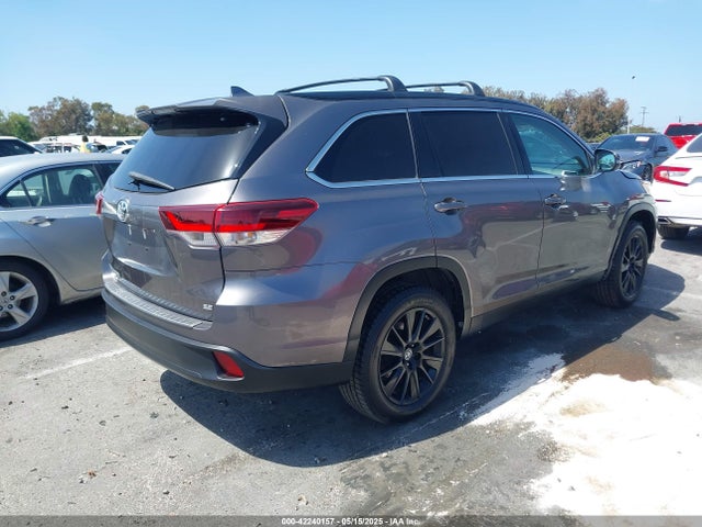 5TDKZRFHXKS569440 Toyota Highlander Se