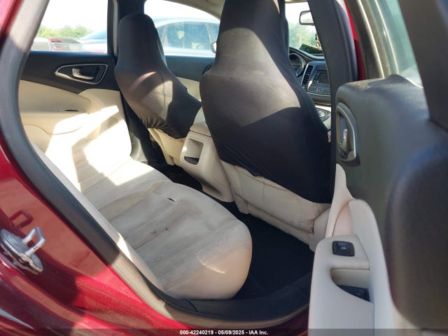 1C3CCCAB0FN535755 Chrysler 200 Limited