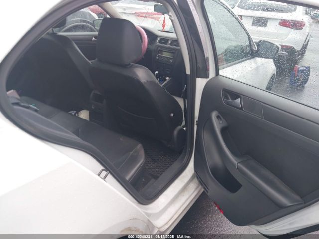 3VWD17AJ9EM265712 Volkswagen Jetta 1.8t Se