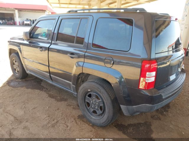 1C4NJPBA5GD562173 Jeep 2016