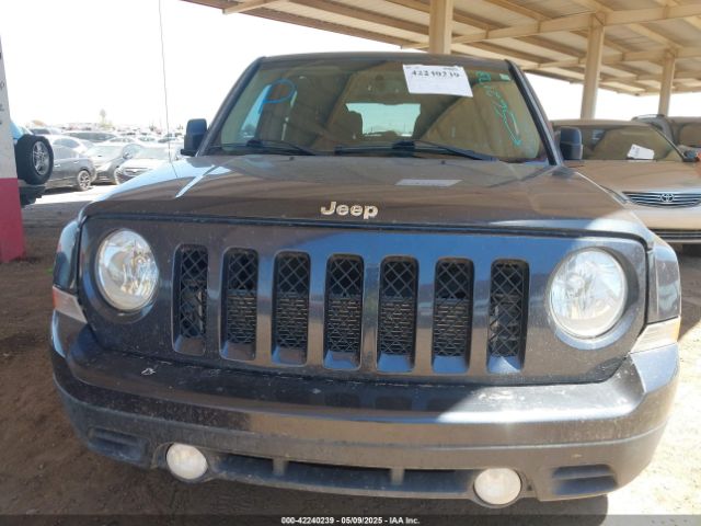 1C4NJPBA5GD562173 Jeep 2016