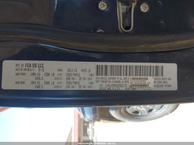 1C4NJPBA5GD562173 Jeep 2016