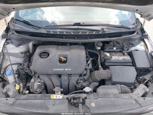 3KPFK4A76JE271791 KIA FORTE LX