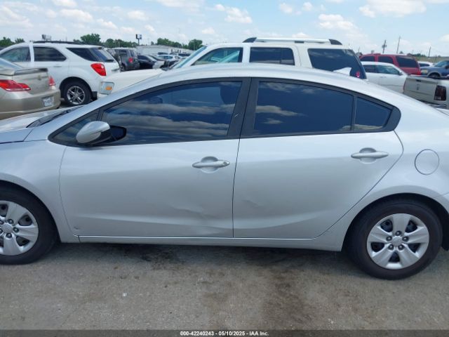 3KPFK4A76JE271791 KIA FORTE LX