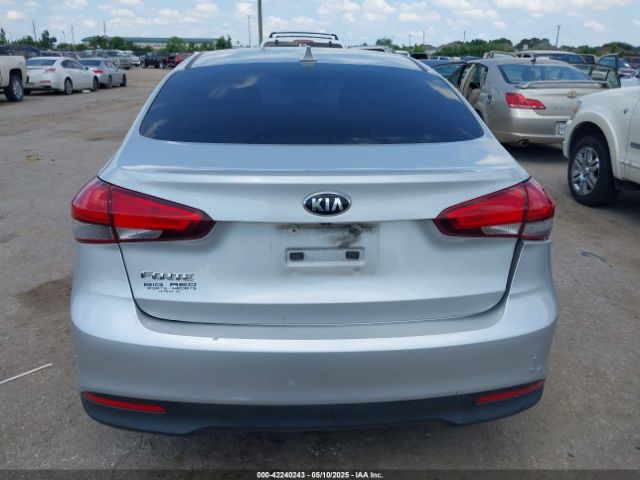 3KPFK4A76JE271791 KIA FORTE LX