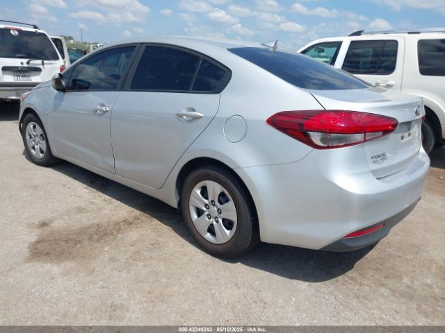 3KPFK4A76JE271791 KIA FORTE LX