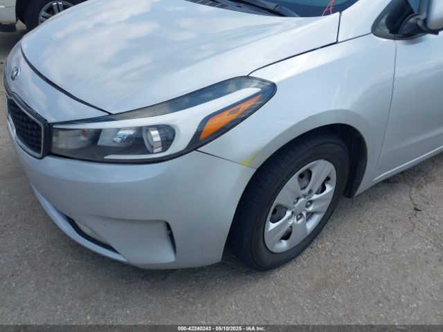 3KPFK4A76JE271791 KIA FORTE LX