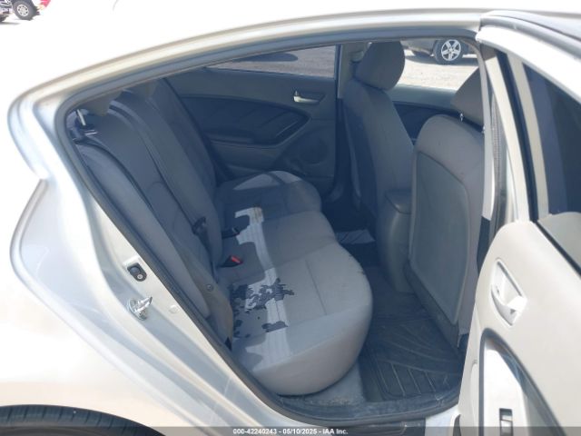 3KPFK4A76JE271791 KIA FORTE LX