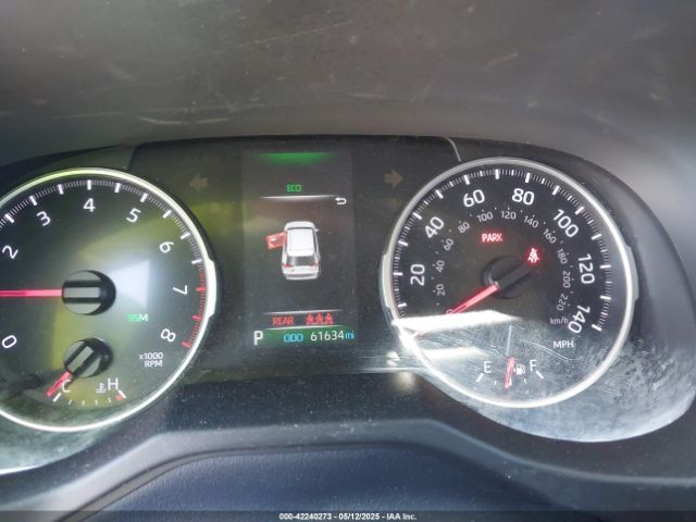 2T3P1RFV1KW061777 Toyota Rav4 Xle
