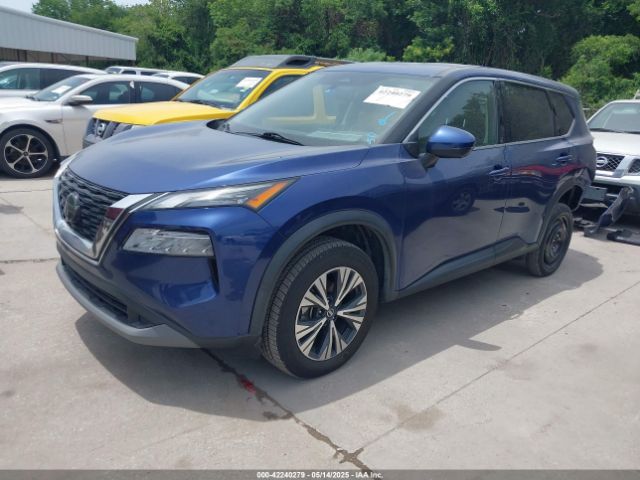 5N1AT3BA4MC762346 Nissan Rogue Sv Fwd