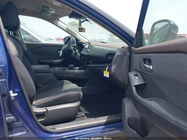 5N1AT3BA4MC762346 Nissan Rogue Sv Fwd
