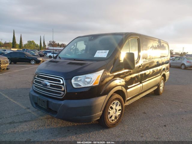 1FTYE1YM5HKA48207 Ford Transit-150