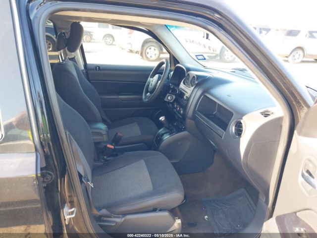 1C4NJPBB8FD349824 Jeep Patriot Sport