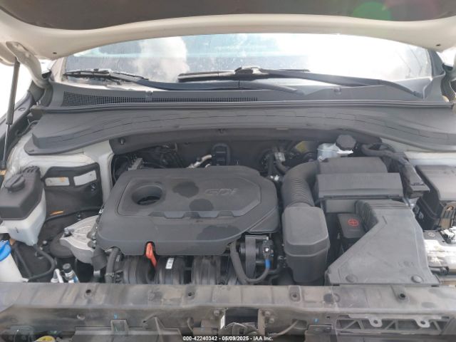 5NMS23AD8LH252296 Hyundai Santa Fe Se