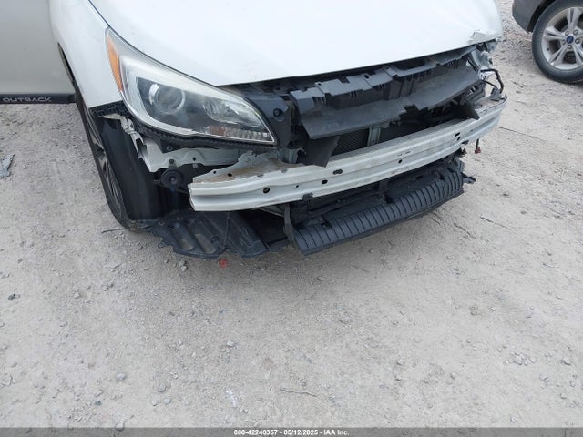 4S4BSBNC3G3332990 Subaru Outback 2.5i Limited