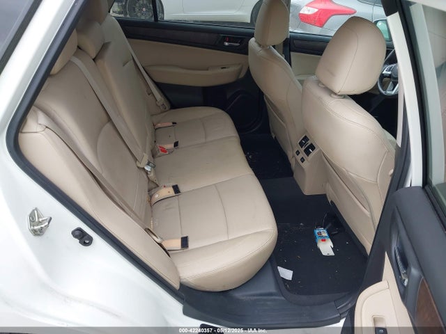 4S4BSBNC3G3332990 Subaru Outback 2.5i Limited
