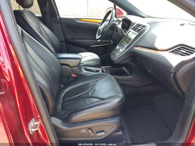 5LMTJ3DH0GUJ11834 Lincoln MKC