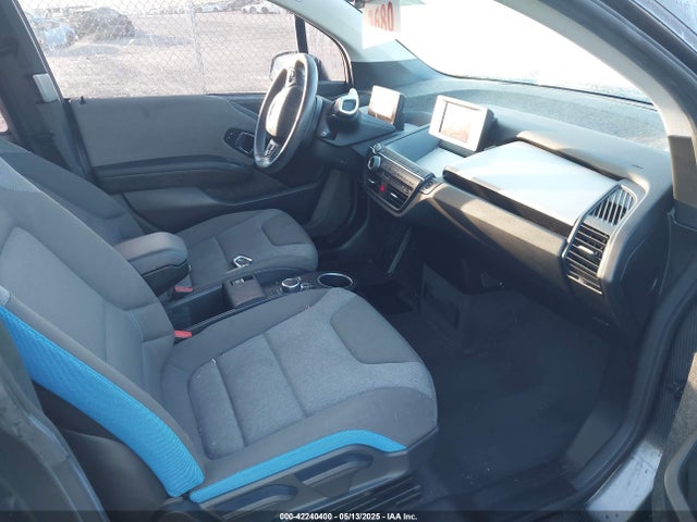 WBY8P4C5XK7D03005 BMW electric/2-cyl .gasoline