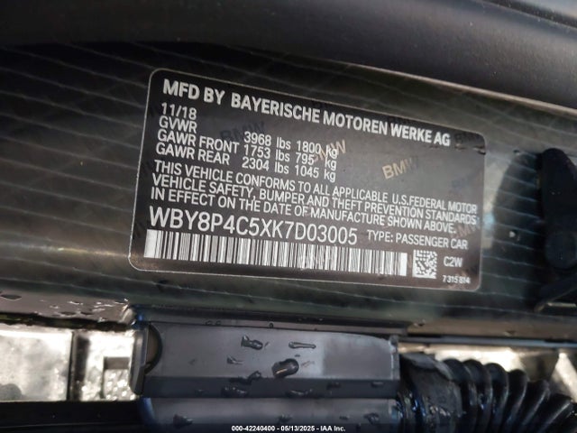 WBY8P4C5XK7D03005 BMW electric/2-cyl .gasoline
