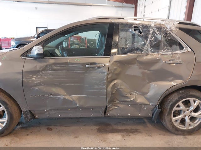3GNAXNEV3KS522898 Chevrolet Equinox Premier
