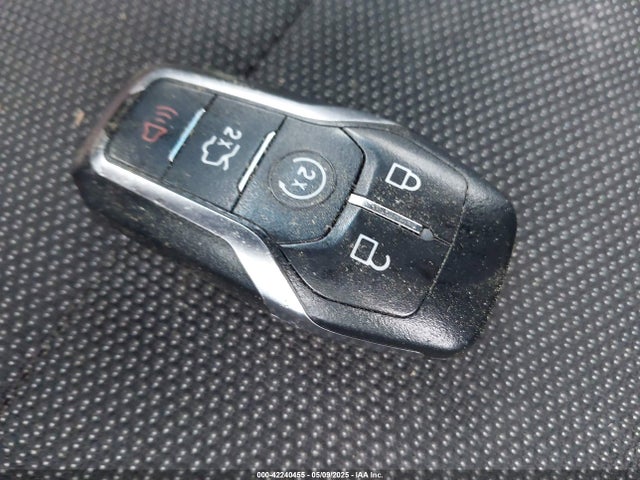 1FATP8EM4G5236012 Ford Mustang V6