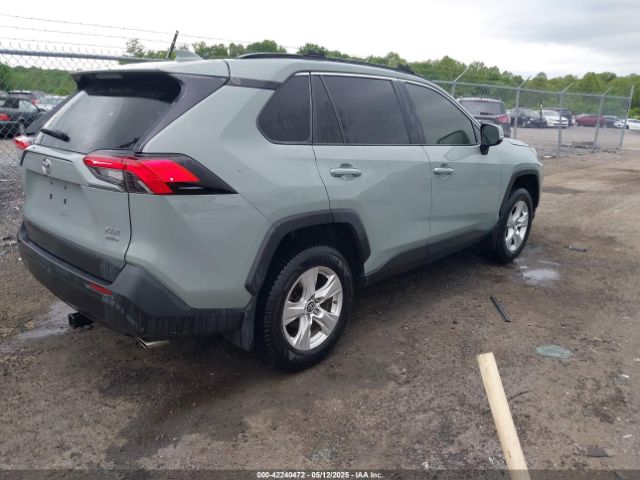 2T3P1RFV0MW163963 Toyota Rav4 Xle