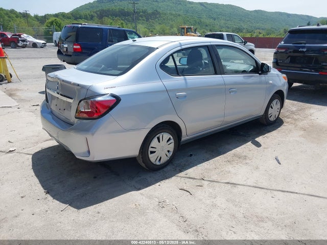 Mitsubishi Mirage G4 Black Edition/es/le 2023 ML32FUFJ8PHF04683 Image 4