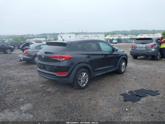 KM8J2CA46JU801488 Hyundai TUCSON SE