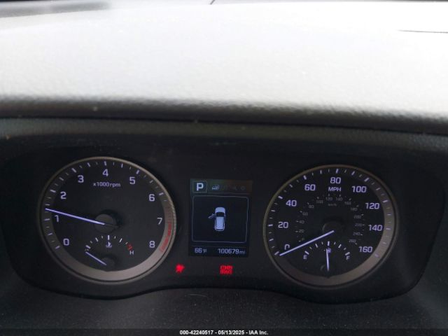 KM8J2CA46JU801488 Hyundai TUCSON SE