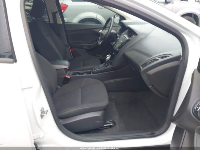 1FADP3F29GL262850 Ford FOCUS SE