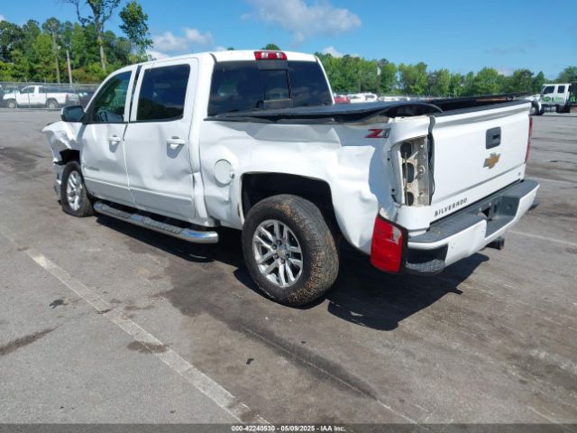 2018 CHEVROLET SILVERADO 1500 3GCUKREC2JG625354 Photo 2