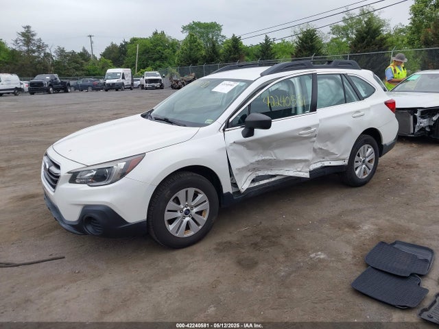 Subaru Outback 2.5i 2018 4S4BSAAC7J3373467 Image 2