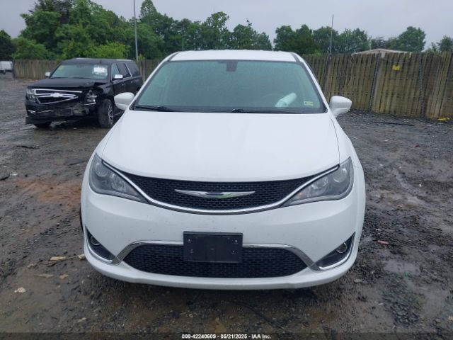 2C4RC1FG3JR102912 Chrysler Pacifica Touring Plus