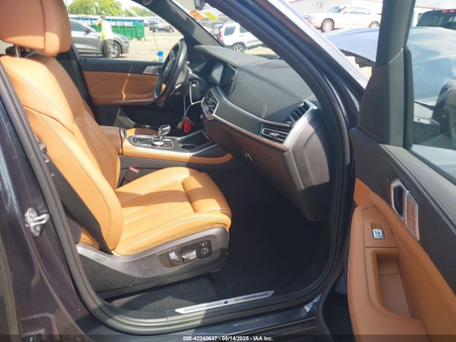 5UXCW2C04N9M67247 BMW X7 Xdrive40i