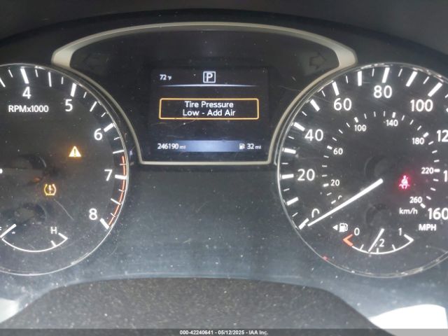 5N1DR2MN2HC637647 Nissan Pathfinder S