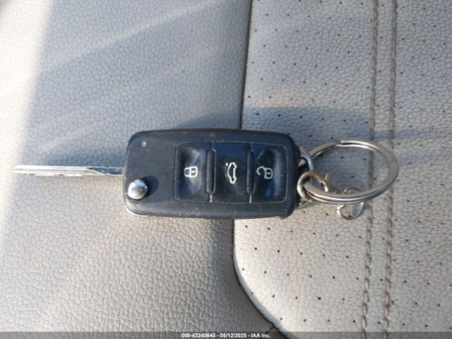 1VWBS7A38FC078387 Volkswagen Passat 1.8t Sport