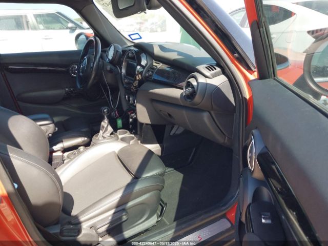 2019 MINI HARDTOP WMWXU3C57K2B64946 Photo 4