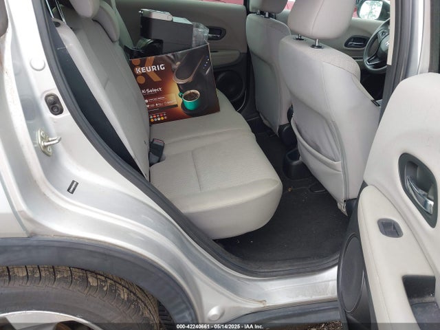 3CZRU6H35GM758768 Honda HR-V LX