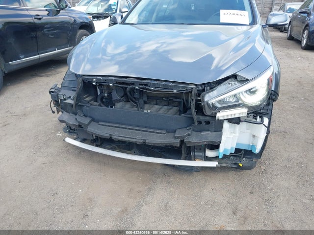 JN1EV7AR9KM558120 Infiniti Q50
