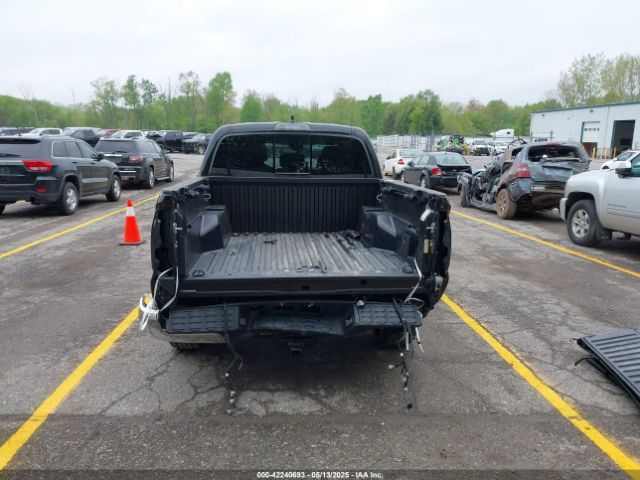 3TMCZ5AN0MM417261 Toyota Tacoma 4wd Trd Off Road