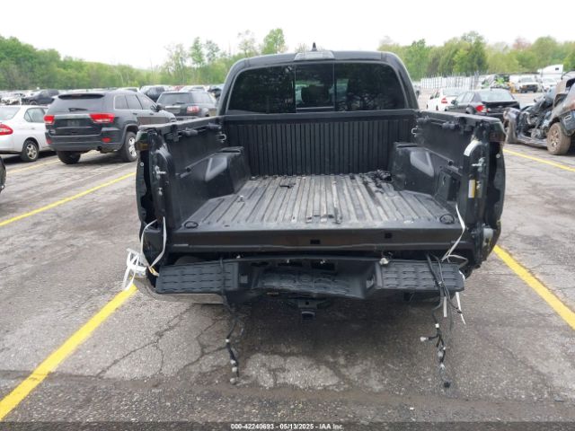 3TMCZ5AN0MM417261 Toyota Tacoma 4wd Trd Off Road