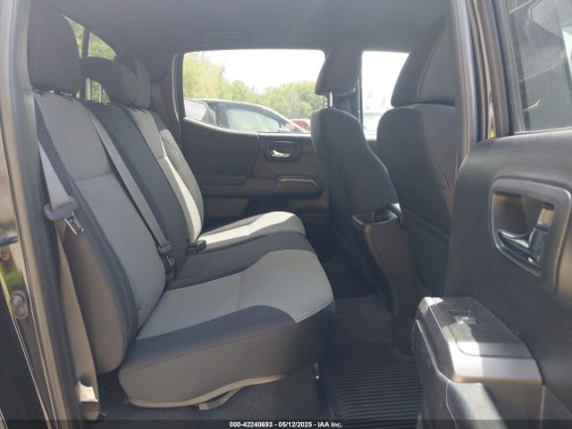 3TMCZ5AN0MM417261 Toyota Tacoma 4wd Trd Off Road