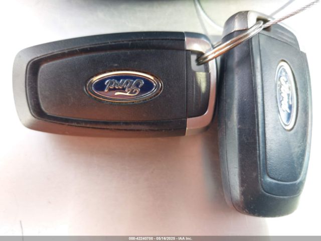MAJ6S3GL7KC267004 Ford Ecosport Se