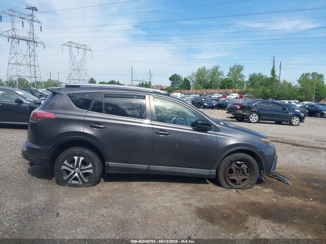 Toyota RAV4 LE 2016 JTMBFREV2GJ095200 Image 13